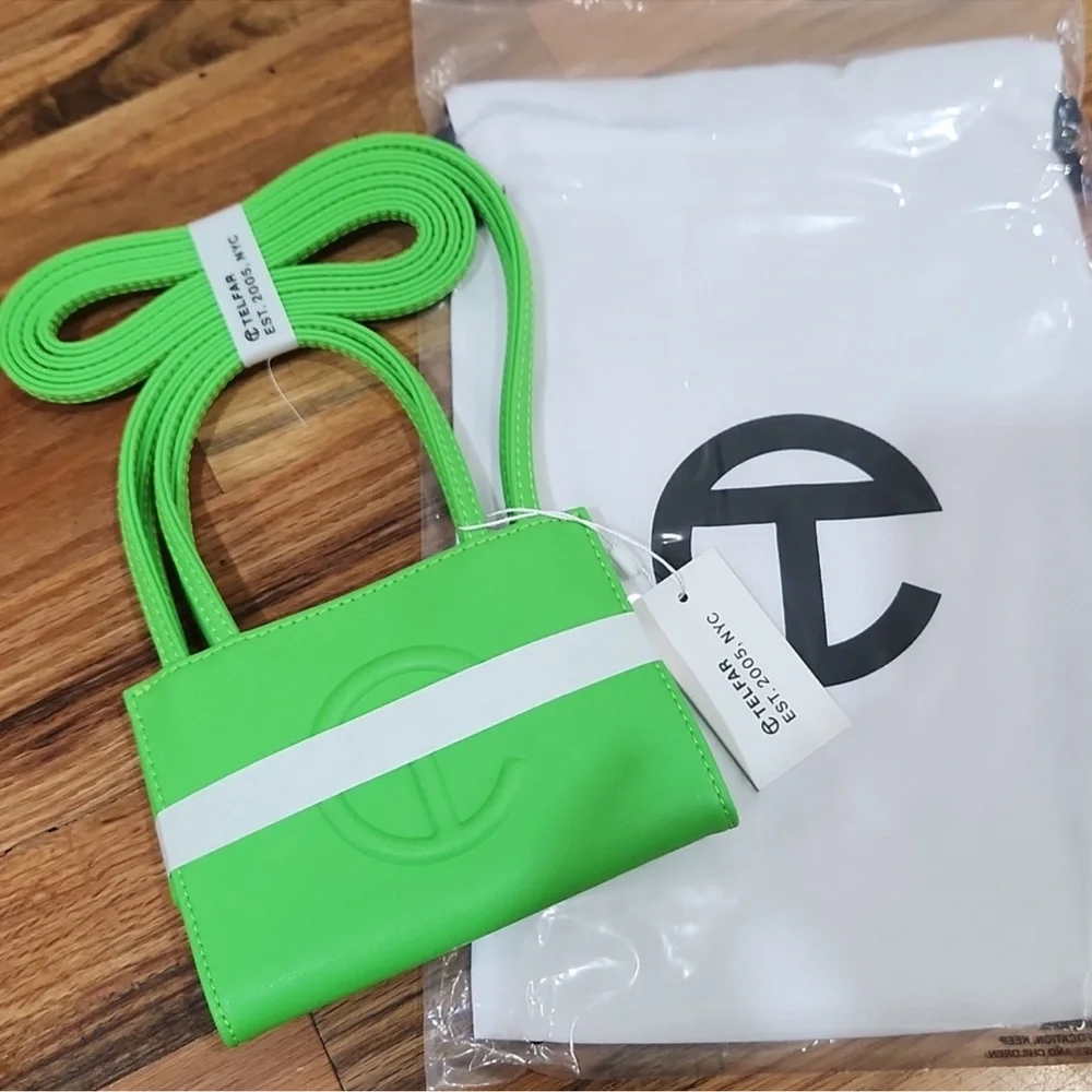NWT Telfar Small Shopping Bag highlighter Green 🙅‍♂️🔹️SOLD OUT🔹️🙅‍♂️ - Picture 3 of 4